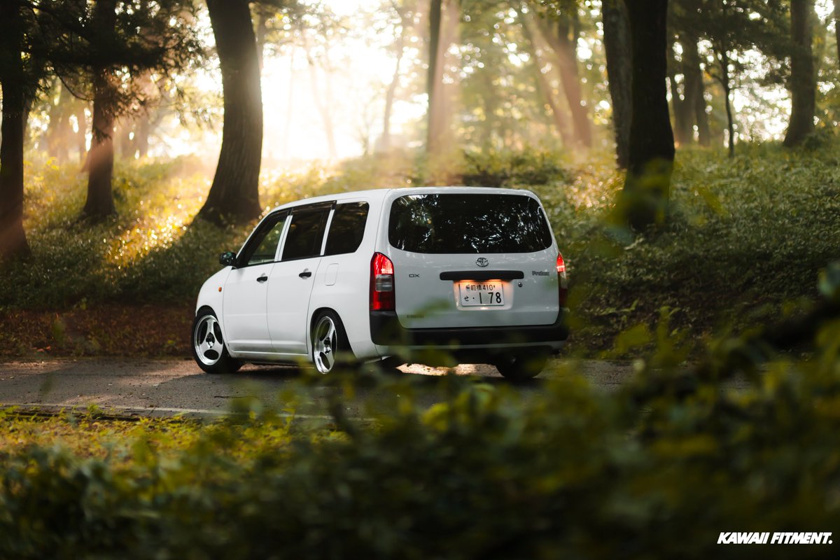 RYO_photogram_N's tweet image. 縁ありまして
RECARO RMS 2700G 2脚揃いました。

プロボックスの内装には見えますか？笑

そして、写真は僕がカメラを始める
きっかけとなった方に撮影して頂き
ました🙏

 #kawaiifitment  #Probox  
 #車好きと繋がりたい