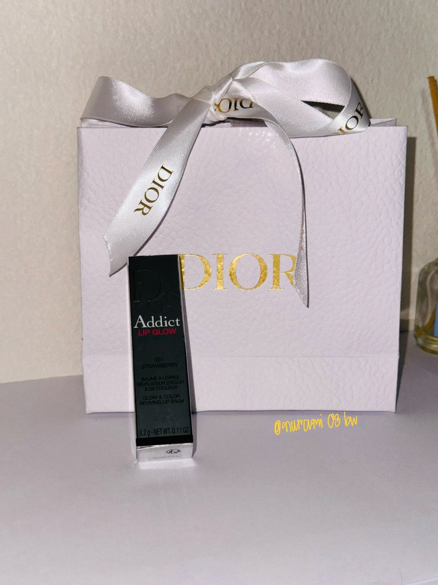 nurami03bw's tweet photo. ส่งต่อ Dior Addict Lip glow 💄 031
ของแท้100% จากช็อปพารากอน มีบิลยืนยันซื้อมายังไม่ได้ใช้ ราคา 1650.- ส่งฟรี/กรุงเทพนัดรับได้ มีกล่อง+ ถุงให้นะคะสภาพเพิ่งออกจากช็อปเลยค่ะ 
#ส่งต่อDior #ดิออร์ #ส่งต่อเครื่องสำอางค์ 
#DiorBeauty https://t.co/rDcxIrGRLw