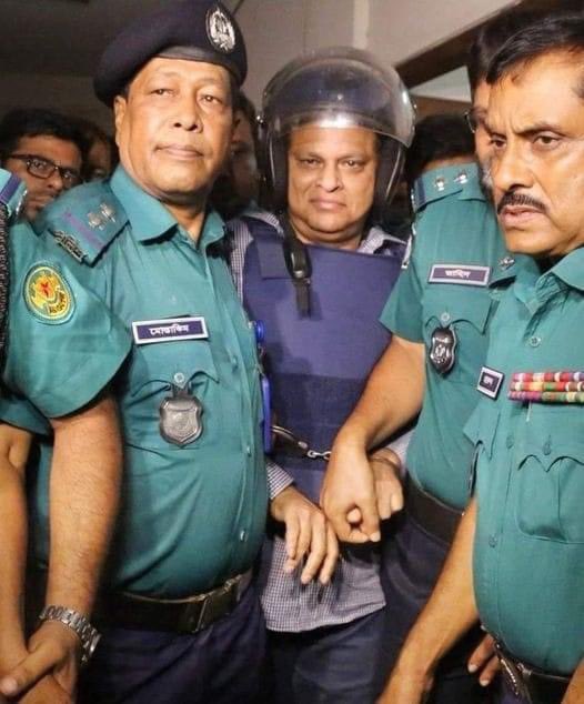 ZulkarnainSaer's tweet image. I never imagined I would see this day: Major General (dismissed from service) Ziaul Ahsan, once a powerful and feared commander of Bangladesh's Rapid Action Battalion—an organization sanctioned by the @USTreasury for its involvement in enforced disappearances and extrajudicial…