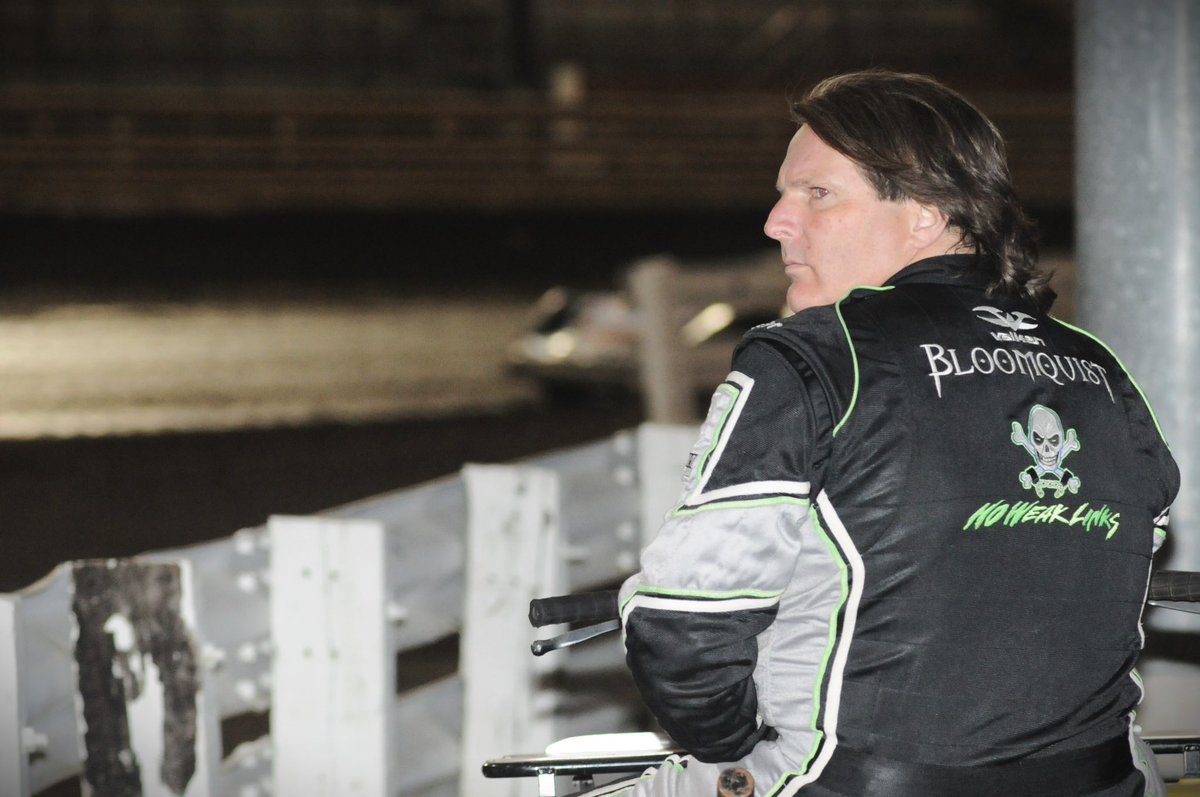 Knoxville Raceway tweet media