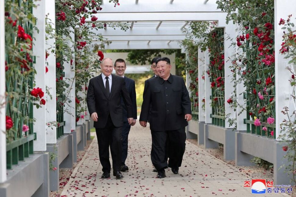 MasterWorlde's tweet photo. North Korea's Kim and Russia's Putin Vow Deeper Ties on Korean Liberation Day
https://t.co/pIFw0ZbEVi
_____________________________________
#masterworld #economy #Politics #Business #Travel #business #day #new #news #instagram #beautiful #Recipes #food #fashion.
#music https://t.co/wahwVwg5w5