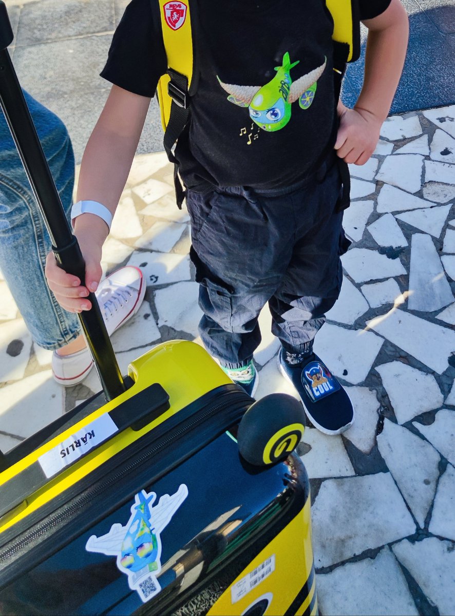 EAB1337's tweet photo. @PlaniesNFT @airBaltic Come join us! Fly with points by holding #Planies #NFT @PlaniesNFT π§³π΄βοΈ Best decision ever ! βοΈ https://t.co/QeSEZ2o1rf