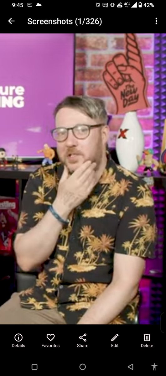 So is <a href="/MSidgwick/">Sidgwick</a> left handed???