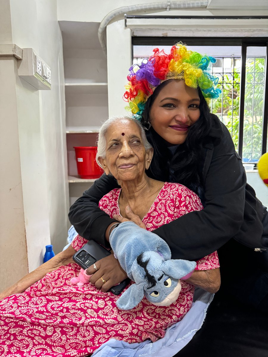 firstsource's tweet image. Recently, we had the pleasure of partnering with the Clownselors Foundation to bring some much-needed cheer to the elderly residents of Happy Home in Mumbai.
It’s moments like these that remind us of the joy and impact we can create together.
#ESGAtFirstsource #CSRAtFirstsource
