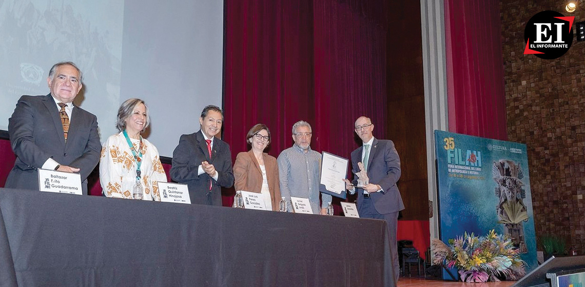ElInformanteMX's tweet photo. @UAEM_MX es #reconocida con el #premio “Antonio García Cubas” por #divulgación del #PatrimonioCultural
El #libro “El inicio del viaje: Langston Hughes" editado por la #universidad fue reconocido con el 26° Premio “Antonio García Cubas”
Tags: @GobiernoMX @cultura_mx @INAHmx @sintesisuaemex @CarlosE_BDiaz