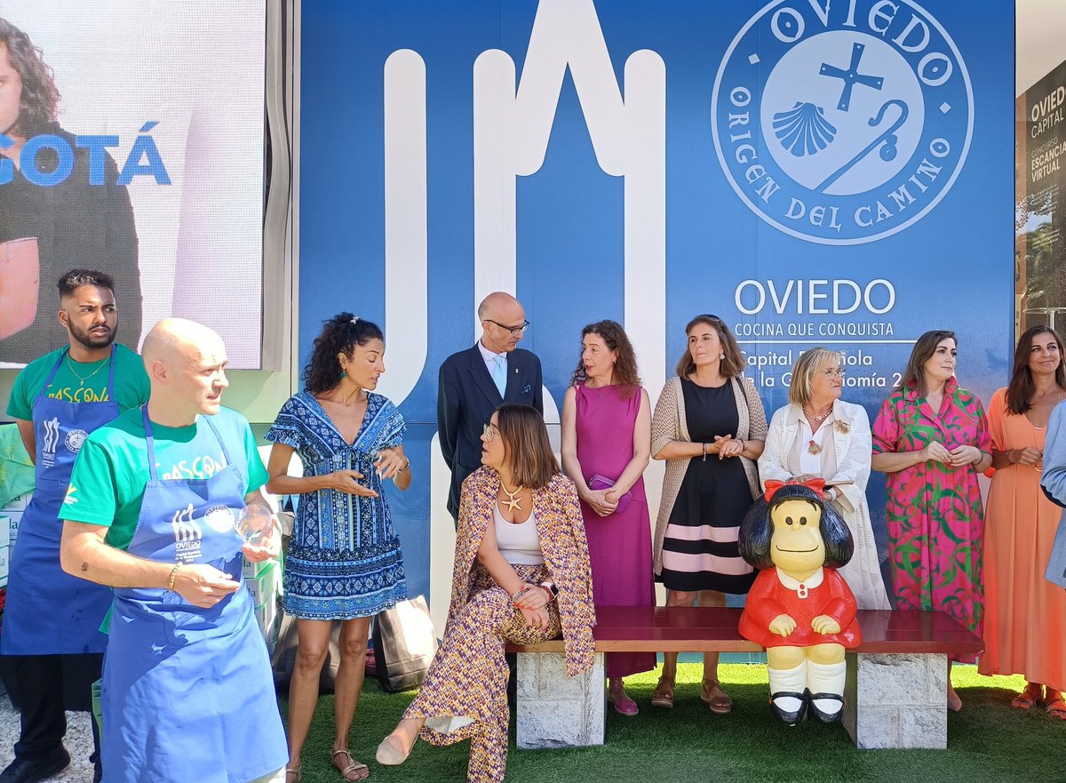 GMSOviedo's tweet image. 🌹 Hemos visitado la #FIDMA, que celebra su centenario y, esta jornada, el día de #Oviedo. La feria es un importante escaparate empresarial. Durante el recorrido, Hemos estado con algunas de las empresas de la ciudad que participan en la feria.