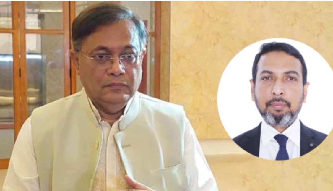 স্বৈরচারের মদদপুষ্ঠ চট্টগ্রাম জেলা প্রশাসককে অবিলম্বে অপসারণের দাবি