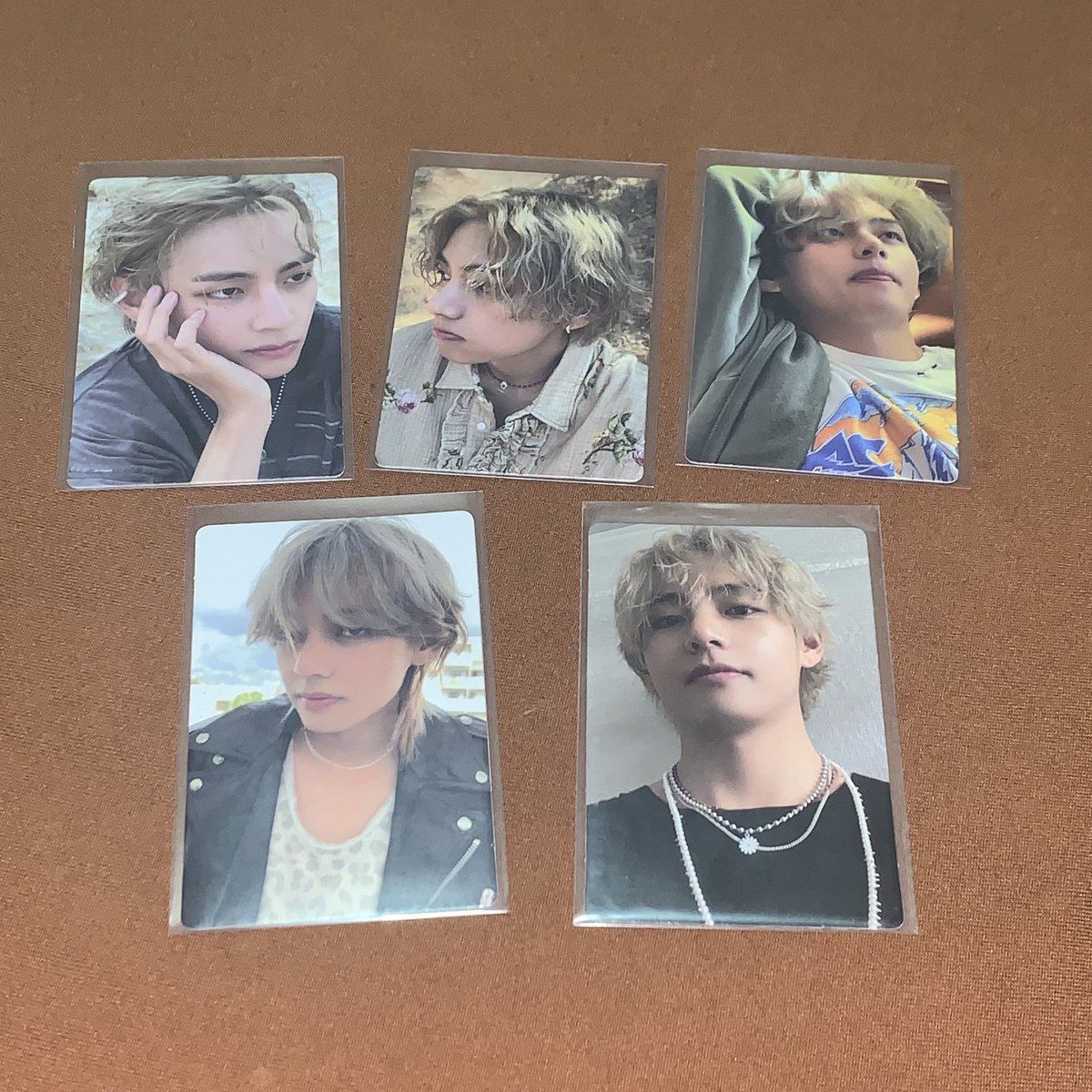 tnwoos's tweet photo. WTS LFB PH

TAEHYUNG V LAYOVER BLUE VER PC

₱400 for all / ₱350 if PAYO  (+ pf)

mod: jnt, ggx
mop: maya, gcash https://t.co/rbbkKtQ8VQ