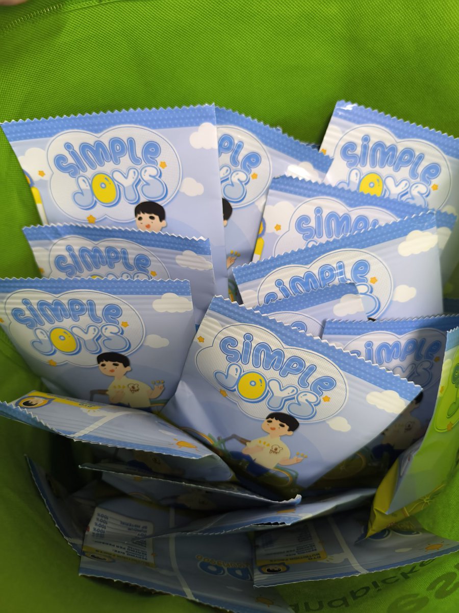 EXO MY FanSupport tweet media