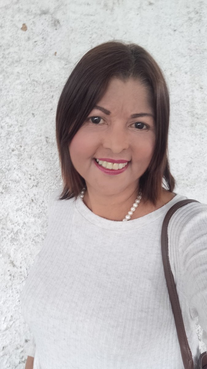 xios70's tweet photo. Aprovechando los días buenos con la gracia que Dios me da. Mientras unos luchan por poder, yo lucho por sobrevivir cada día a pesar de mis dolores y cuántos diagnósticos me ha generado el #lupus menos habladera y más atención a la salud es lo que necesita #venezuela #venezolanos https://t.co/1xh68fZbeK