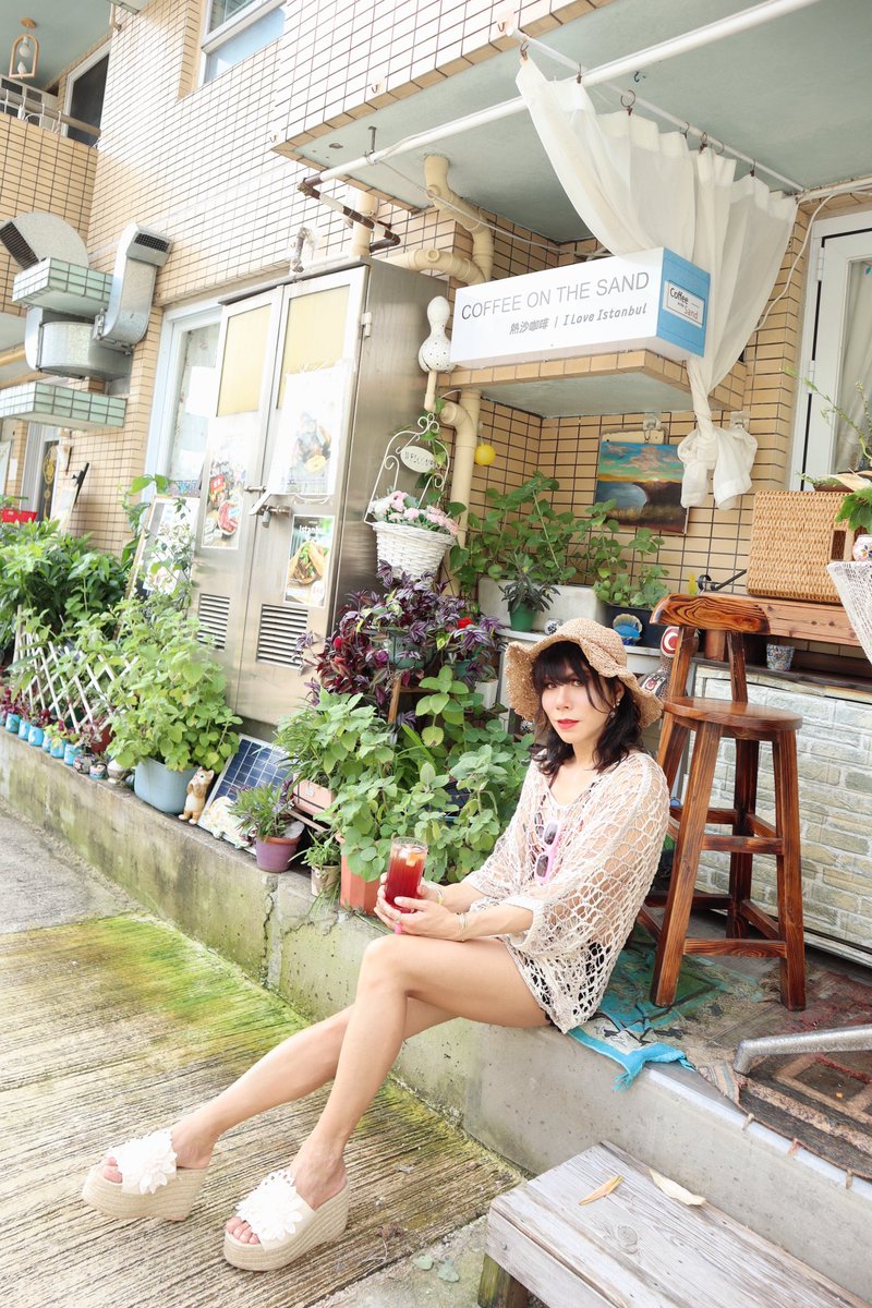 jinnybabybaby's tweet photo. Let’s take a coffee break in this breezy summer~~
#turkishfood #turkishcoffee
#jinnybaby #hkfashion #hkfashionblogger #hkmodel #ootdhk #hktravel #hktravelblogger #hkcafe https://t.co/0Uoc6hAsul
