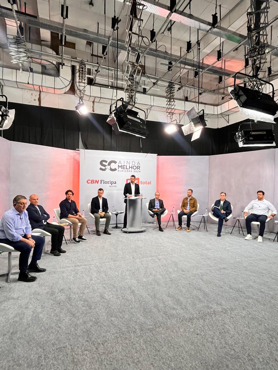 No ar o primeiro debate eleitoral à prefeitura de Florianópolis pela <a href="/CBNFloripa/">CBN Floripa</a> e <a href="/portalnsctotal/">NSC Total Oficial</a>