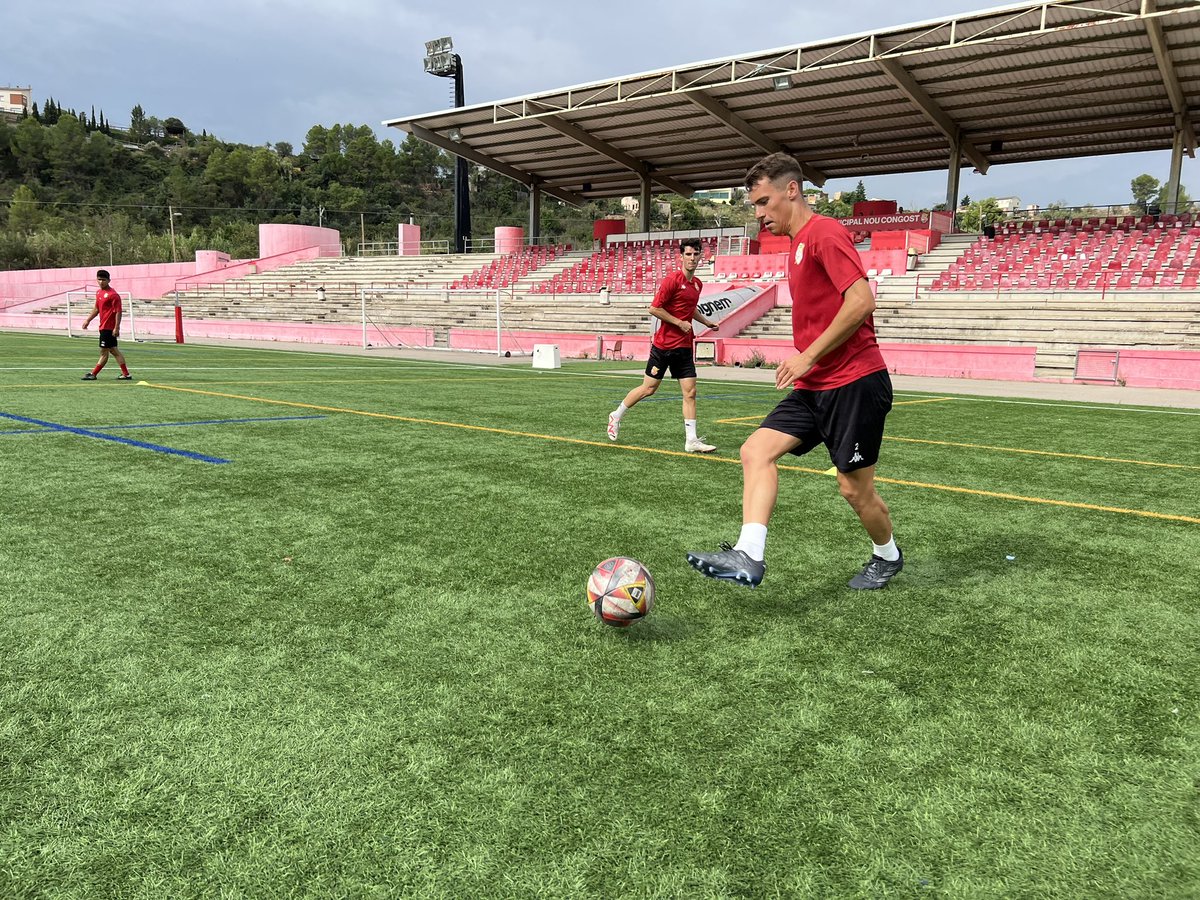 CdEManresa's tweet photo. 𝐃𝐞𝐦𝐚̀ 𝐚 𝐥𝐞𝐬 𝟏𝟗𝐡 𝐩𝐫𝐢𝐦𝐞𝐫 𝐩𝐚𝐫𝐭𝐢𝐭 𝐝𝐞 𝐥’𝐞𝐪𝐮𝐢𝐩 𝐚𝐥 𝐂𝐎𝐍𝐆𝐎𝐒𝐓

Amb 𝗘𝗡𝗧𝗥𝗔𝗗𝗔 𝗚𝗥𝗔𝗧𝗨𝗜̈𝗧𝗔

Partidàs contra l’UE Cornellà, 𝘀𝗲𝗺𝗶𝗳𝗶𝗻𝗮𝗹𝘀 𝗱𝗲 𝗹𝗮 𝗖𝗼𝗽𝗮 𝗙𝗲𝗱𝗲𝗿𝗮𝗰𝗶𝗼́

#CopaFederacio 
#FemPinyaCEManresa https://t.co/Cq77EsqnvL
