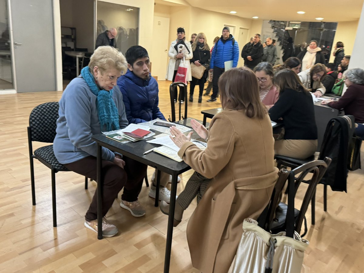 Seguimos asesorando al colectivo español 🇪🇸 de ❤️y gratuito , para que todos los que estén en condiciones accedan a su ansiada nacionalidad . Con turno previo, síganos también en IG ce.deu2 👇🏻🫂

darturnos.com/TurnosCedeu/47…