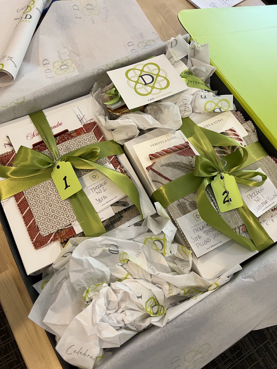 lisadavenport's tweet photo. This is how we do it! Living room proposals heading out to clients who winter in FL for their CT oasis - zoom call today at 12:30π #designdiva #madeinamerica #LDDexperience #authenticstorytellers #honesttogoodness #committedtocreativity https://t.co/KICekbwV8b