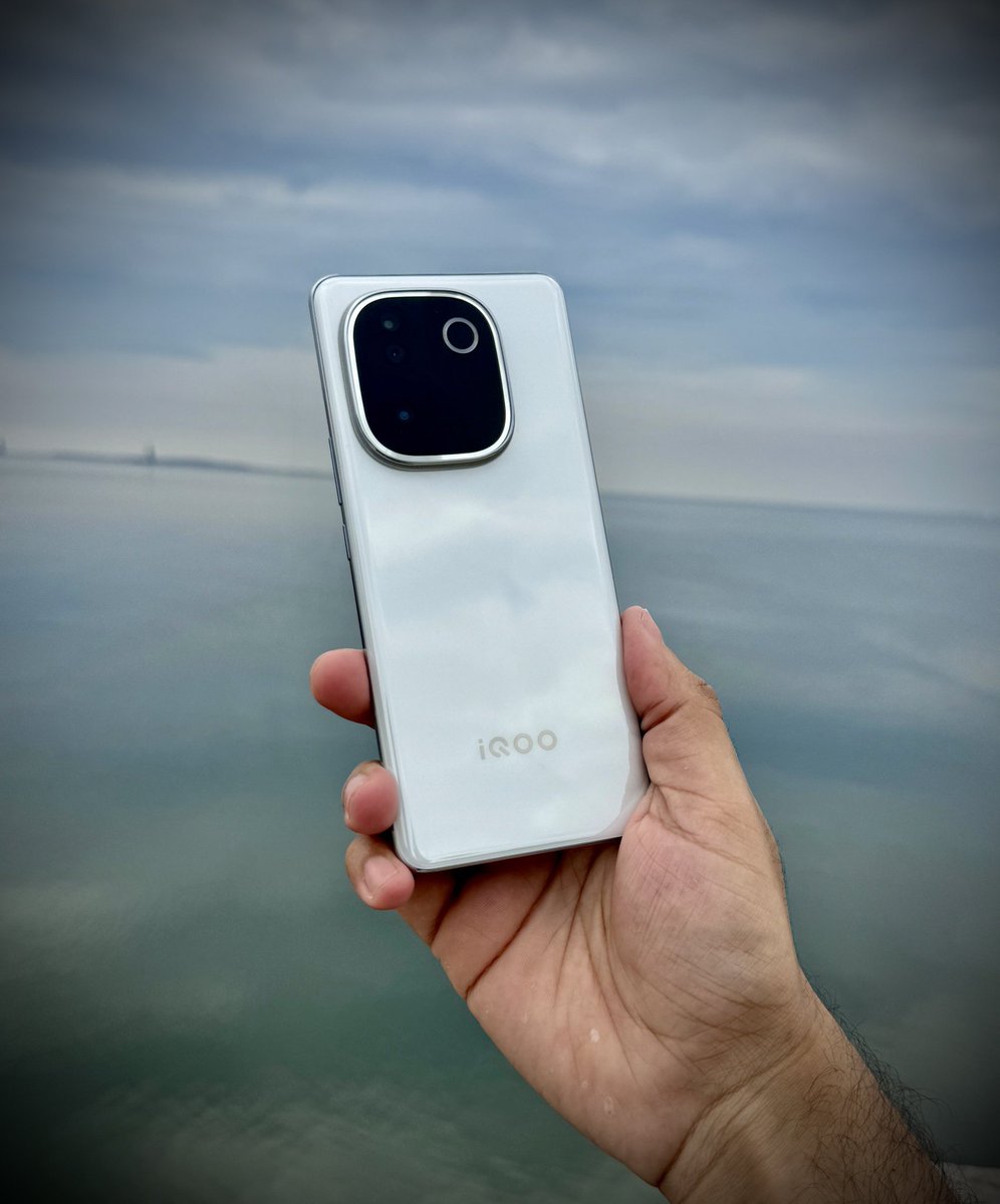 stufflistings's tweet photo. Q1. What is the tagline of the #iQOOZ9sSeries?
A. Fully Loaded for The Multitaskers
B. Fully Loaded For The MegaTaskers
C. Fully Loaded For The Young
D. Fully Loaded For The Gamers
#iQOOZ9sPro #iQOOZ9s #iQOOZ9sSeriesgiveaway https://t.co/zKmnWQvtrj