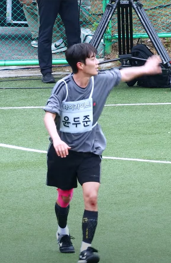 maotaro114's tweet photo. サッカー⚽️ドゥが好き💙💙💙 https://t.co/yPOlaNGhtq