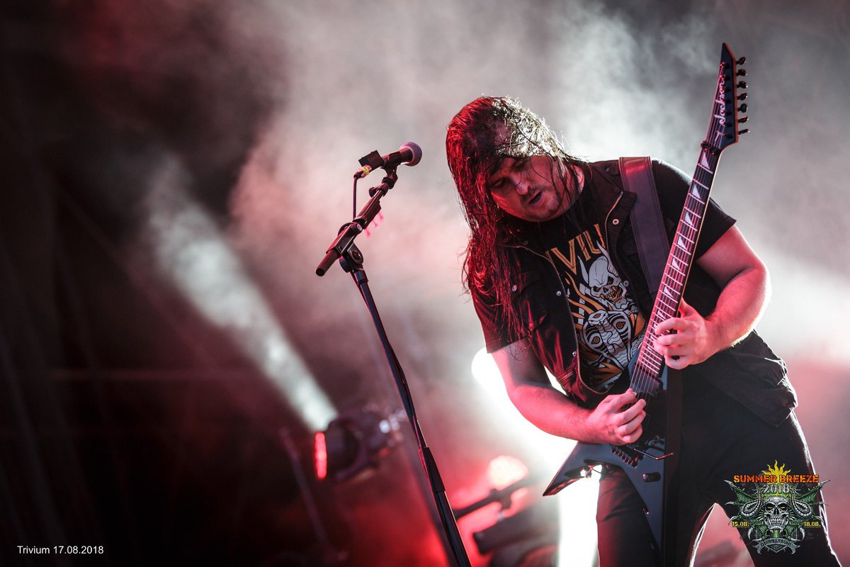 TriviumMemes's tweet photo. With @summerbreeze97 in full effect this weekend, our second throwback takes us to @TriviumOfficial ‘s performance in 2018! 😊 

#trivium #svoa #summerbreezeopenair #metal #metalcore #festival #concert #konzert #concertphotography #konzertfotografie https://t.co/Nh9zEzJgvP