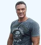 Biz Senden Razıyız Alpay Özalan,
Eline Sağlık.
Ahmet Şık’ı Arkadan
İyi Benzetmişsin.
Ellerin Dert Görmesin.
CHP Genel Başkanı Özgür Özel
Geçmiş Olsun