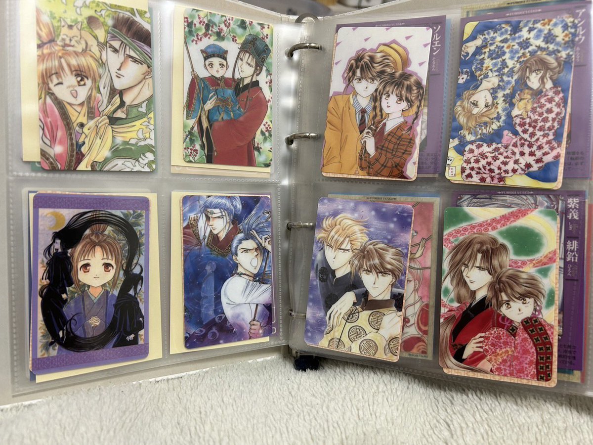結構…休みを利用しアラタ全巻読破してはる人いますで担当さん…!笑
ほんまはコミックス買って欲しいけど笑(修正とか描き下ろしとかしてる!)展示会で紙本でレアで全巻揃ってますー😆
あ、元スタッフさん、お母様との展示会報告の開口一番が
「リマ遂に全巻揃いましたー✨️!」(写真)それかー!笑 