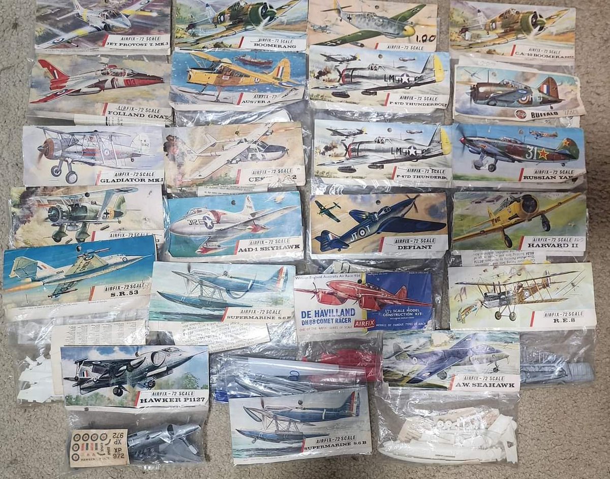 昔のエアフィックス1/72はこういう袋入りでした。かっこいいボックス