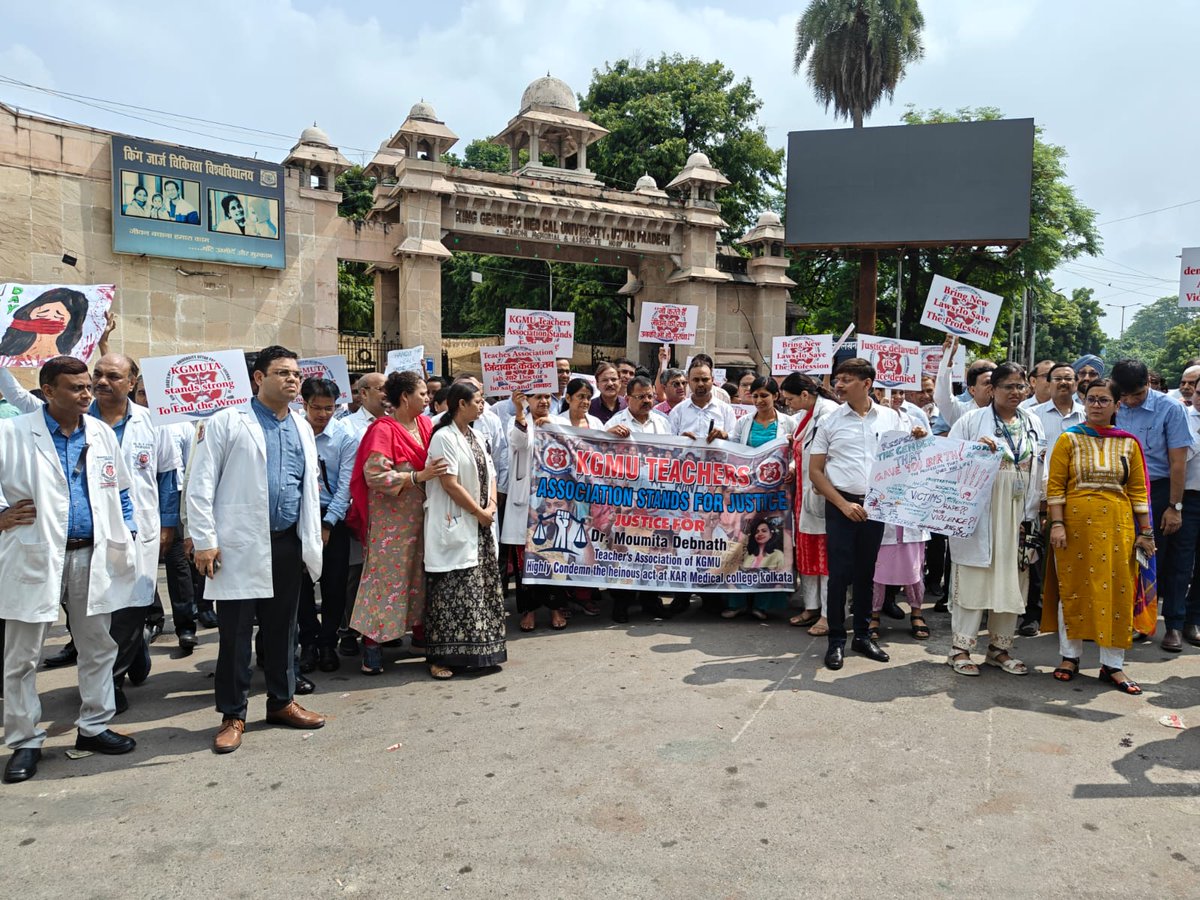 Indian Medicos Organization (@imo_national) on Twitter photo Doctors protest for Central protection law..
<a href="/JPNadda/">Jagat Prakash Nadda</a> <a href="/MoHFW_INDIA/">Ministry of Health</a> <a href="/NMC_IND/">National Medical Commission</a> Doctors protest for Central protection law..
<a href="/JPNadda/">Jagat Prakash Nadda</a> <a href="/MoHFW_INDIA/">Ministry of Health</a> <a href="/NMC_IND/">National Medical Commission</a>