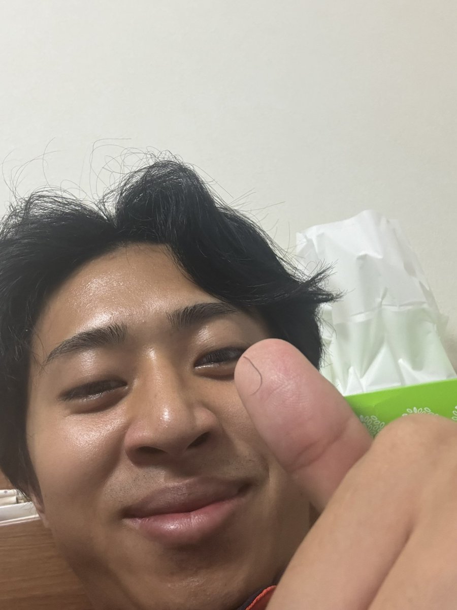 okahiros02s's tweet photo. 鼻毛 https://t.co/pjZOpKOwgq
