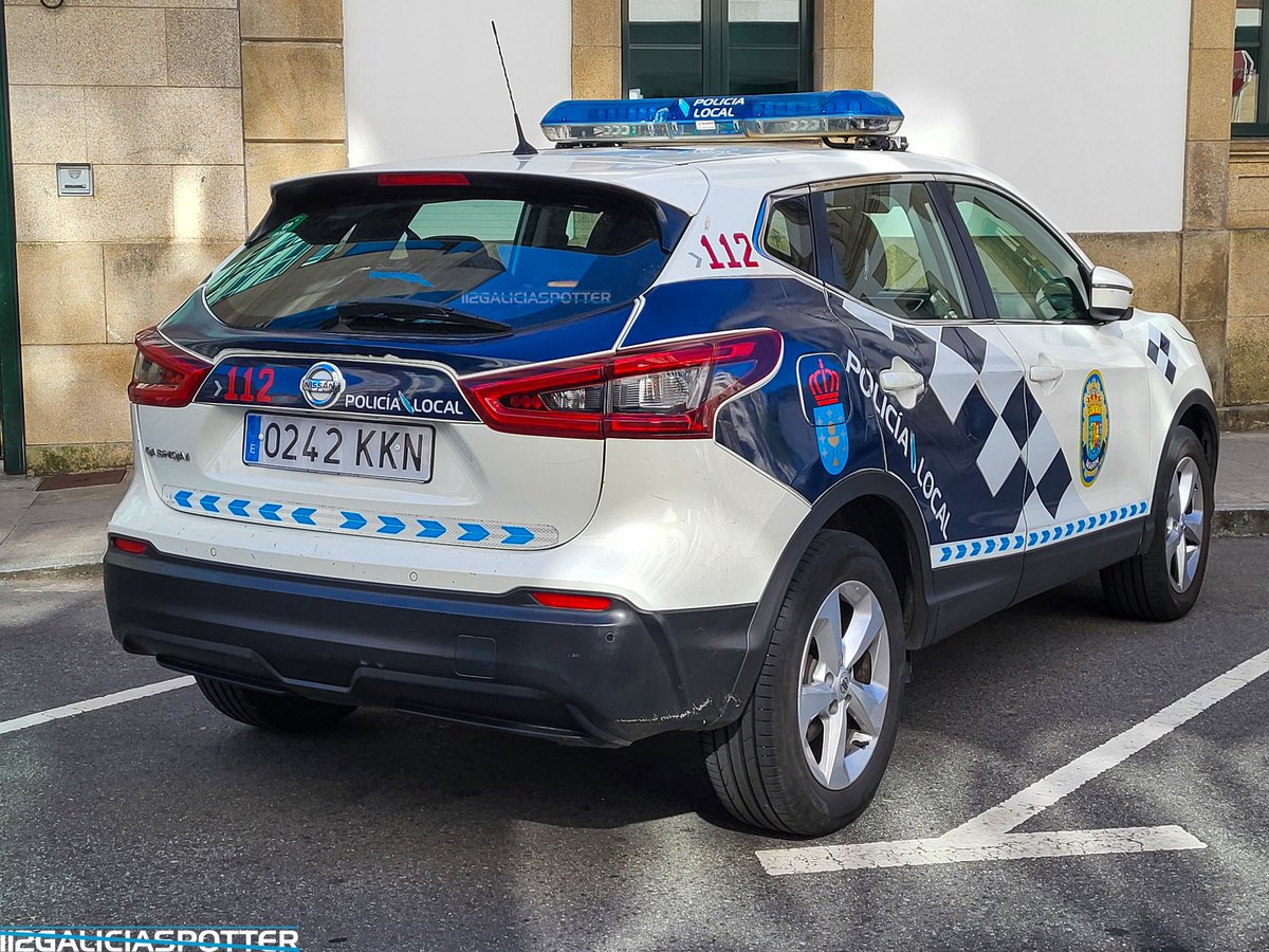 GaliciaSpotter's tweet photo. Nissan Qashqai perteneciente a la Policía Local de Marín.
#ricarsat #policialocalmarin #nissan #nissanqashai #pontevedra #isae #isaearcus #isaeelectronica #policialocalgalicia #policija #policialocal #vehicles #suv #police👮 #bluelights #vilagarcia #concellodevilagarcía https://t.co/A3MPl1RQbS