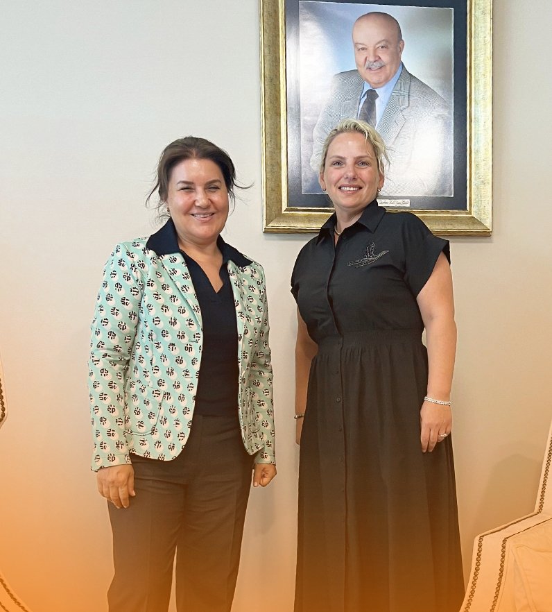 Enko Teknik Yönetim Kurulu Başkanı Sn. Sule AYDIN, Gedik Holding Yönetim Kurulu Başkanı Sn. Hulya Gedik'e ziyarette bulundu.

Sn. Gedik'e göstermiş olduğu misafirperverlik ve nezaketi için teşekkür ederiz.