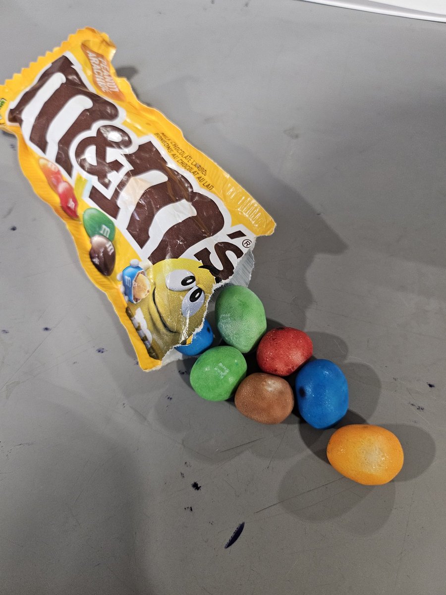 Michey121's tweet photo. @mmschocolate was really looking forward to these 🤔 https://t.co/tRTQ5uZNAo