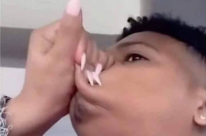 (อยากหยุมคนปากหมาแต่ทำได้แค่คิดในใจ)