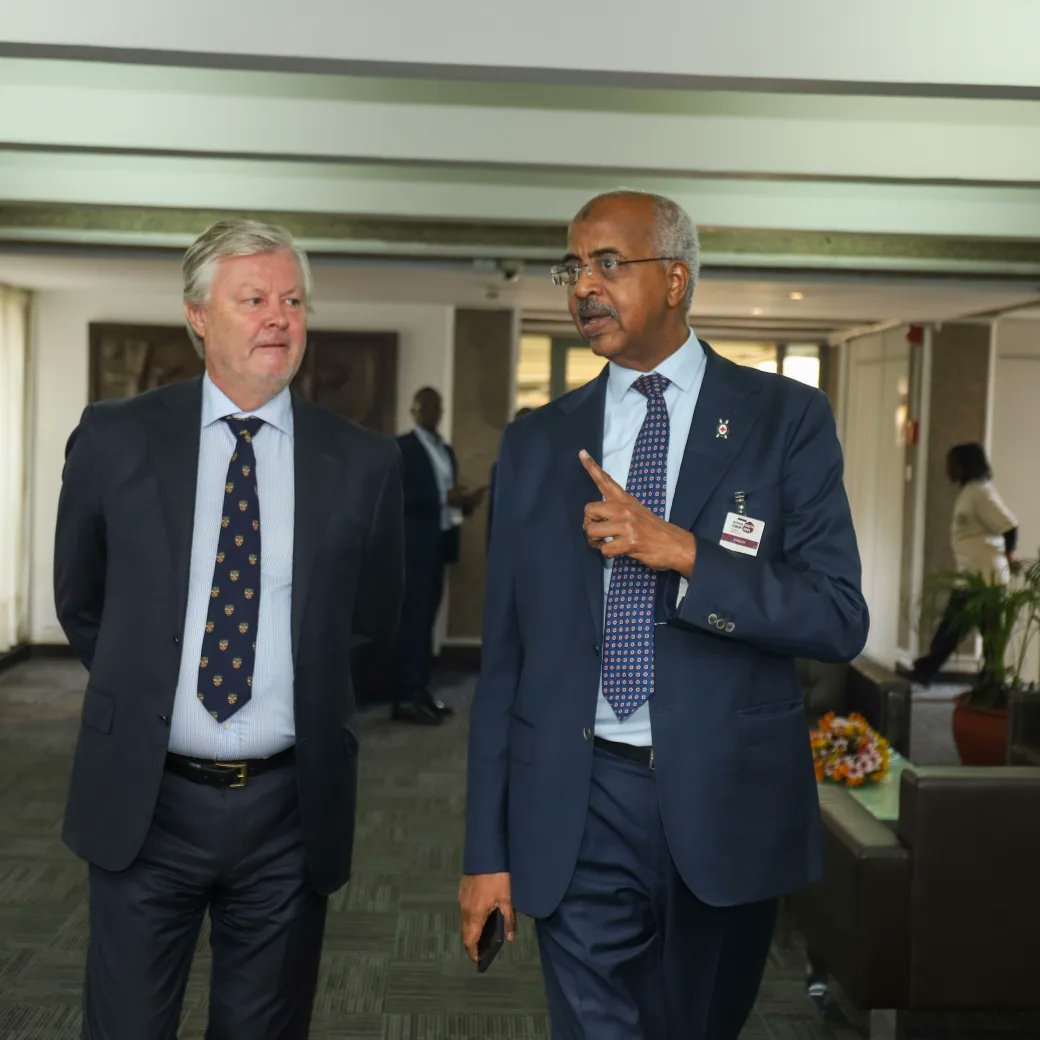 Dr. Abbas Gullet added,
“Forget about IMF and the World Bank. We can address these issues ourselves,change will have to come from within. It will not come from the outside. It is our business to walk the talk and do what we need to do.”
#YouthForum
<a href="/KenyaRedCross/">Kenya Red Cross</a>
<a href="/oslocenter/">The Oslo Center</a>