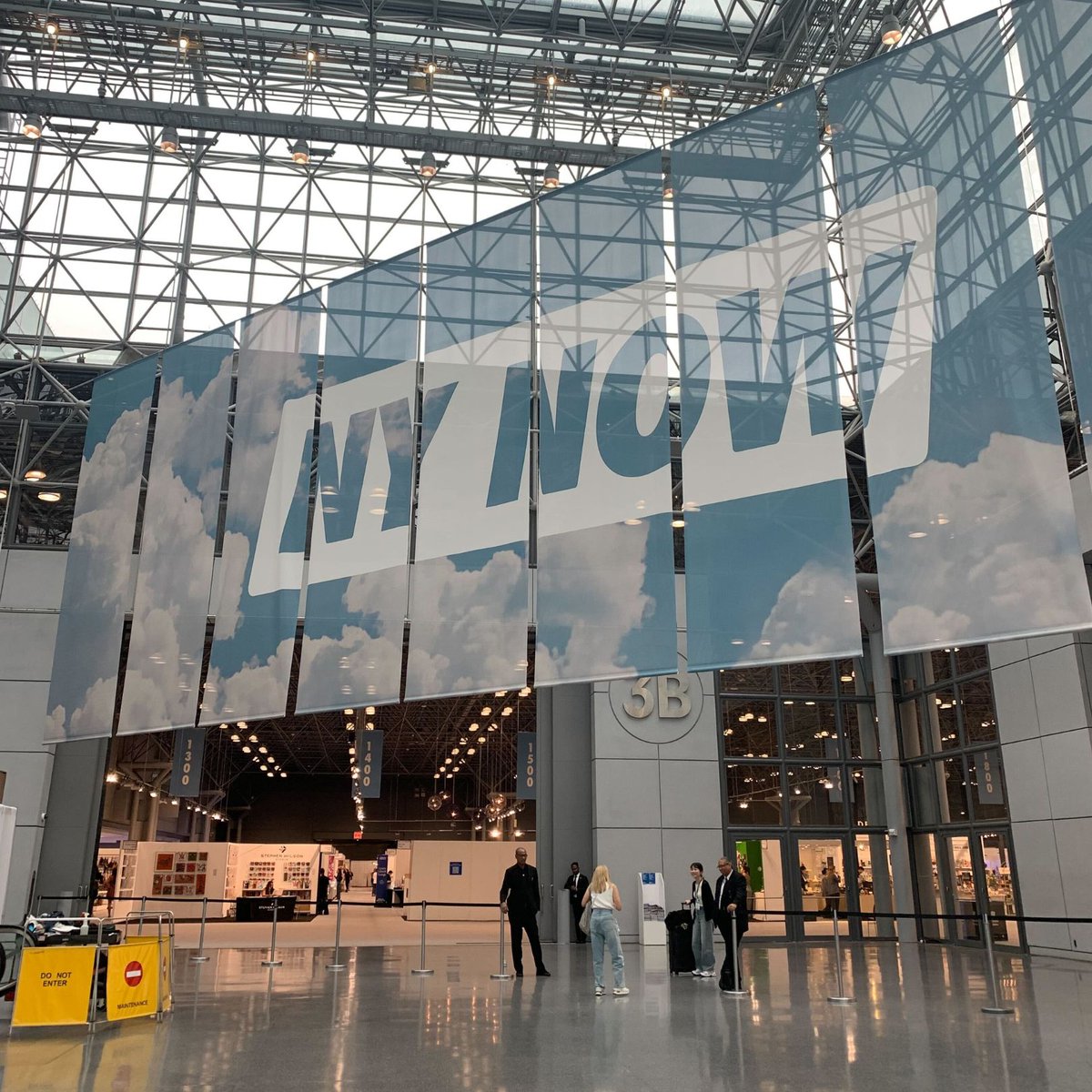 SegunoSoftware's tweet image. We had an incredible time meeting all the great brands at the wholesale trade show @nynowmarket. It’s always awesome to catch up in person with our customers, too.