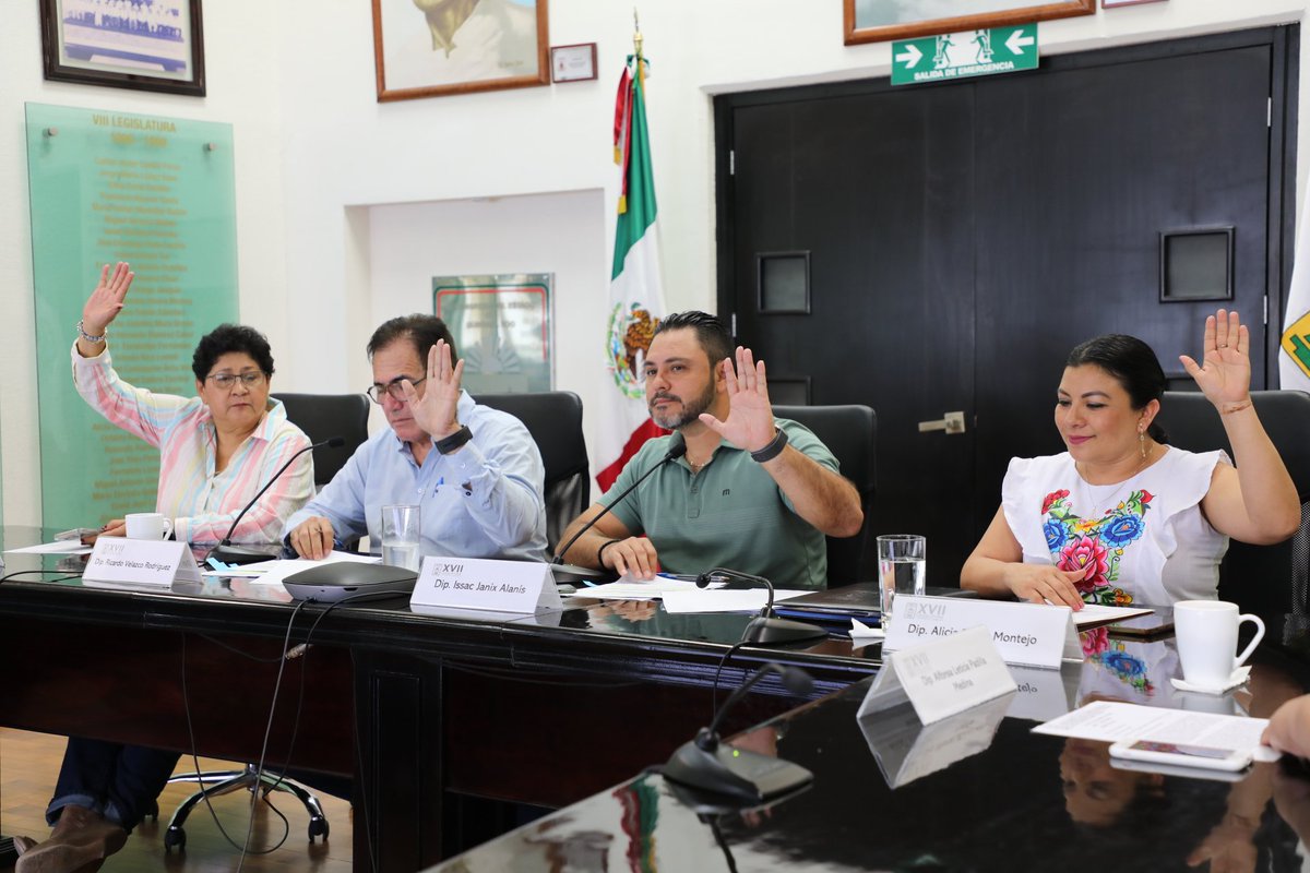 Sesión número 14 de la Comisión Permanente del Segundo Periodo de Receso del Segundo Año de Ejercicio Constitucional.    
   #ATM #XVIILegislatura 💚