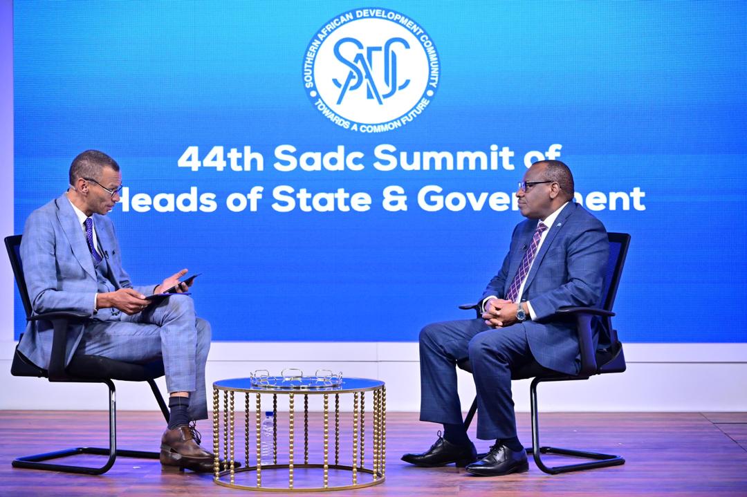 ECA_OFFICIAL's tweet photo. @ClaverGatete live on @ZTNPrime speaks with #AndyHodges ahead of #44SADCSummit to share @ECA_OFFICIAL continental/subregional support in #Innovation #FoodSecurity #SEZs #RVCs #CriticalMinerals #AFCTA and innovative financing solutions &amp; reform of the #GlobalFinancialArchitecture https://t.co/fssUNsWGTl