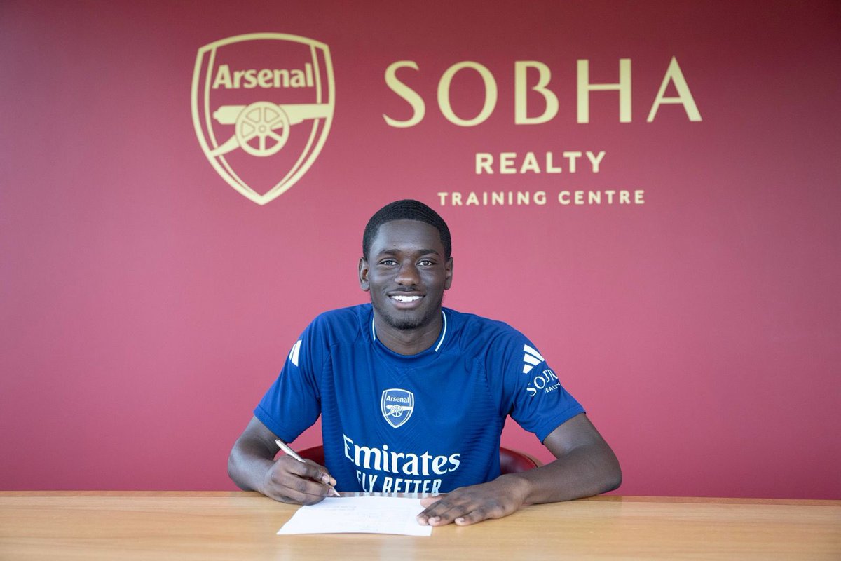 Thank you God. I’m delighted to have signed a new long term deal <a href="/Arsenal/">Arsenal</a> the hard work continues!🙏🏾