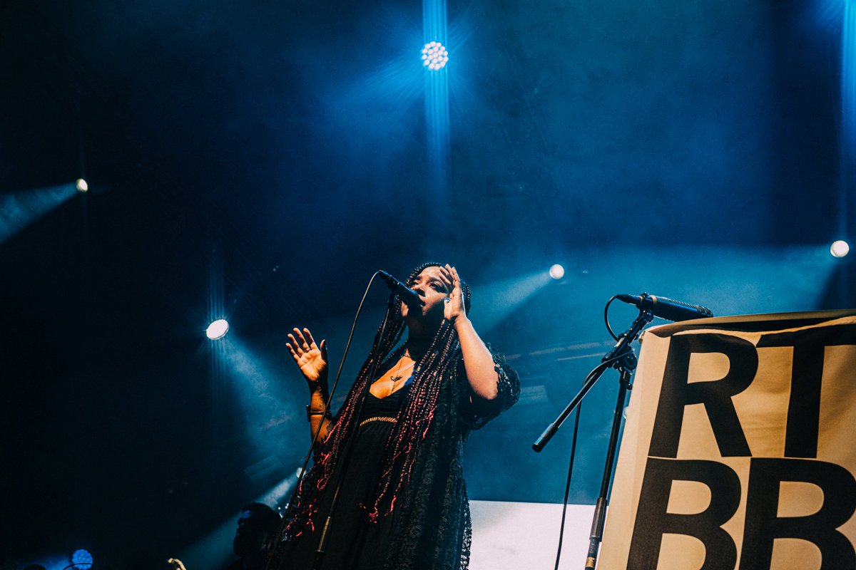 Mikä avajaispäivä eilen olikaan! Taiteiden yössä 350 tapahtumaa, BASSO täytti Senaatintorin, Huvilan ja Musiikkitalon esitykset alkoivat. Vinkki viikonlopulle: Huvilan päiväkeikoille mahtuu. La klo 14 tarjolla Samuli Putro, su klo 16 IHMEPERHE eli Sexmane, Isaac Sene, ADI &amp; ROBIN