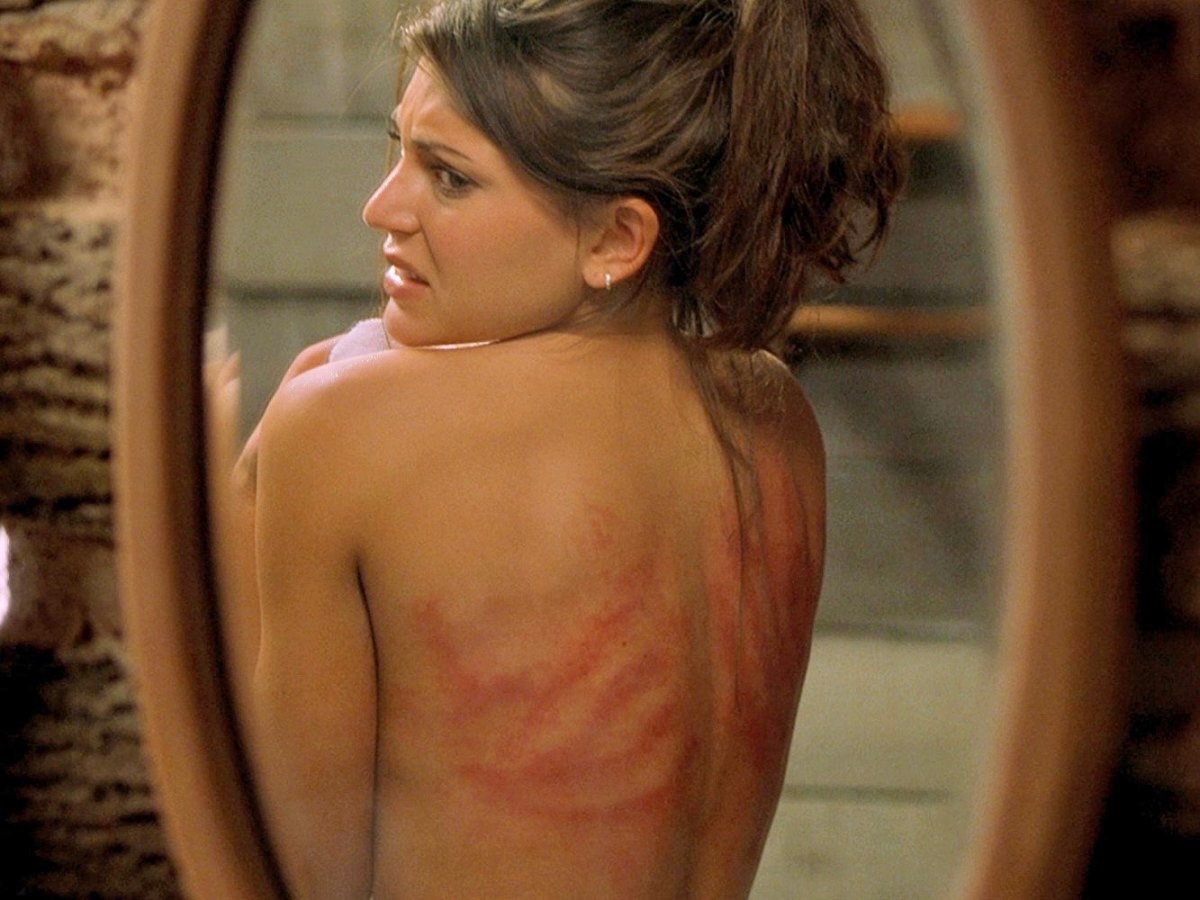 EugWSerra's tweet photo. On September 12, 2003, Cabin Fever was released. #CabinFever #EliRoth #RiderStrong
#JordanLadd #JamesDeBello
#CerinaVincent #JoeyKern
#ArieVerveen #GiuseppeAndrews #Fangoria224 https://t.co/Wnb5ZmuRiw
