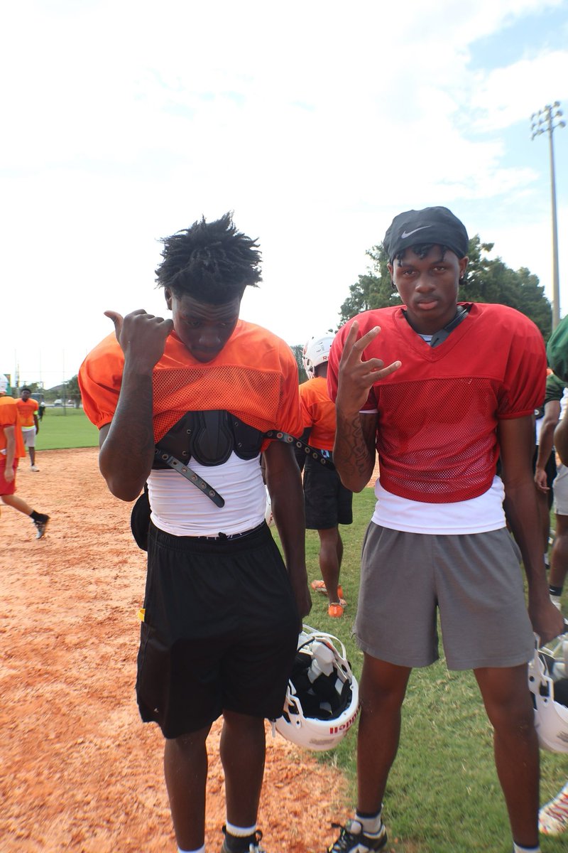 Larry Miles tweet media