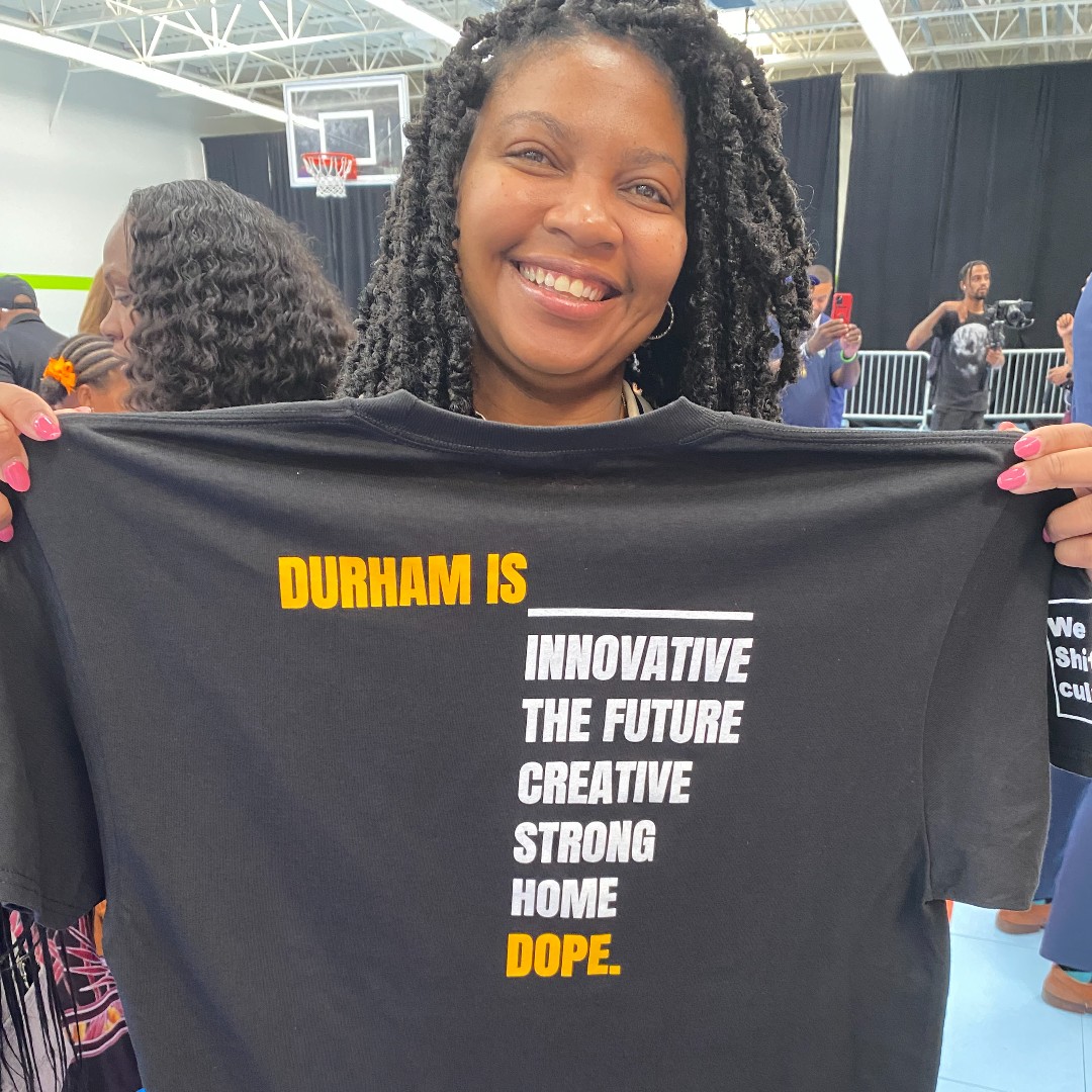 CityofDurhamNC (@cityofdurhamnc) on Twitter photo Earlier today, <a href="/mayorofbullcity/">Leonardo Williams</a> Leonardo Williams announced the #BullCityFutureFund.
Teaming up with <a href="/UWTriangle/">United Way Greater Triangle</a> & <a href="/TriComFdn/">Triangle Community Foundation</a>, they're enabling our community to directly support nonprofits serving our most vulnerable youth.
📽️ youtu.be/A-BNsRNdj7Q
👉 unitedwaytriangle.org/bull-city-futu… Earlier today, <a href="/mayorofbullcity/">Leonardo Williams</a> Leonardo Williams announced the #BullCityFutureFund.
Teaming up with <a href="/UWTriangle/">United Way Greater Triangle</a> & <a href="/TriComFdn/">Triangle Community Foundation</a>, they're enabling our community to directly support nonprofits serving our most vulnerable youth.
📽️ youtu.be/A-BNsRNdj7Q
👉 unitedwaytriangle.org/bull-city-futu…