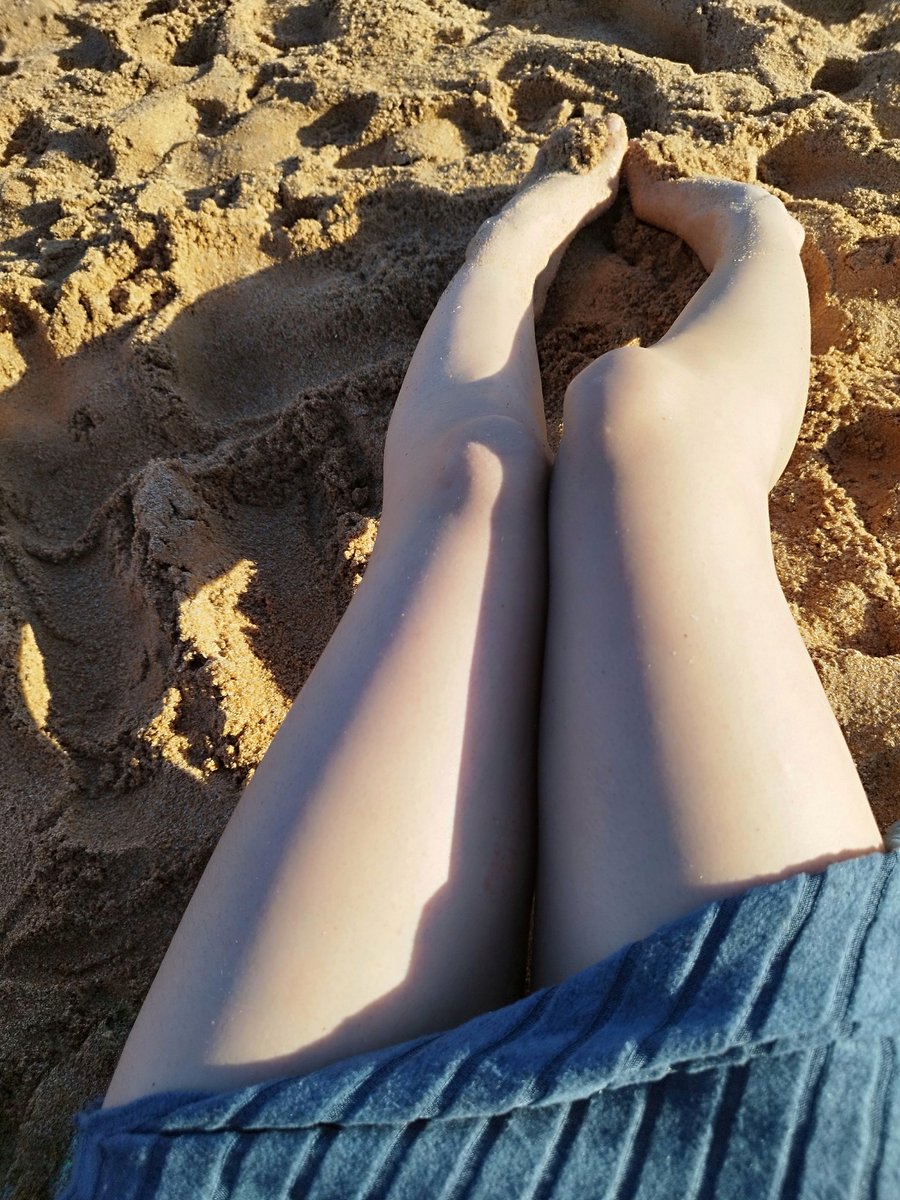 Katrinablake0's tweet photo. Si 2 y 2 son 4, 4 y 2 son 6, 6 y 2 son 8... Y 8?

Estoy en la beach B)) 🏖️⛱️🐚🌴🌊 https://t.co/DFyPOPnbqt