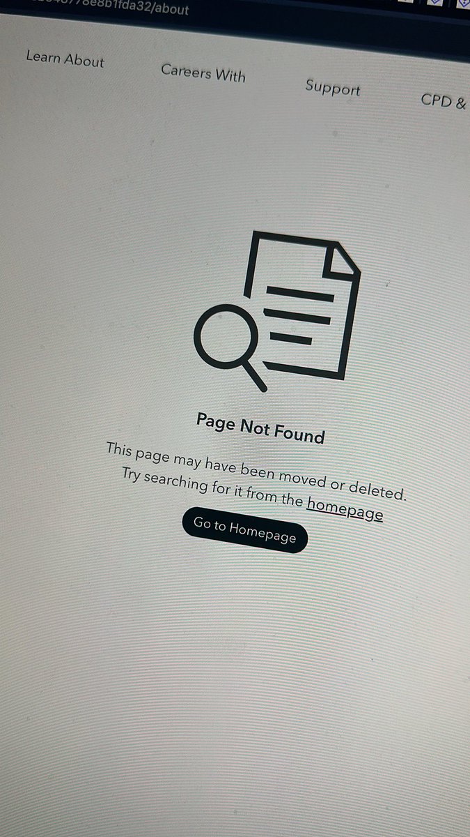 MissJohns7's tweet photo. @geogologue @TeachWithGIS_UK Yup, but might just be me - when I right click and open in a new tab they all work, but just clicking them I get the page not found error! https://t.co/y3BxZt9S4b
