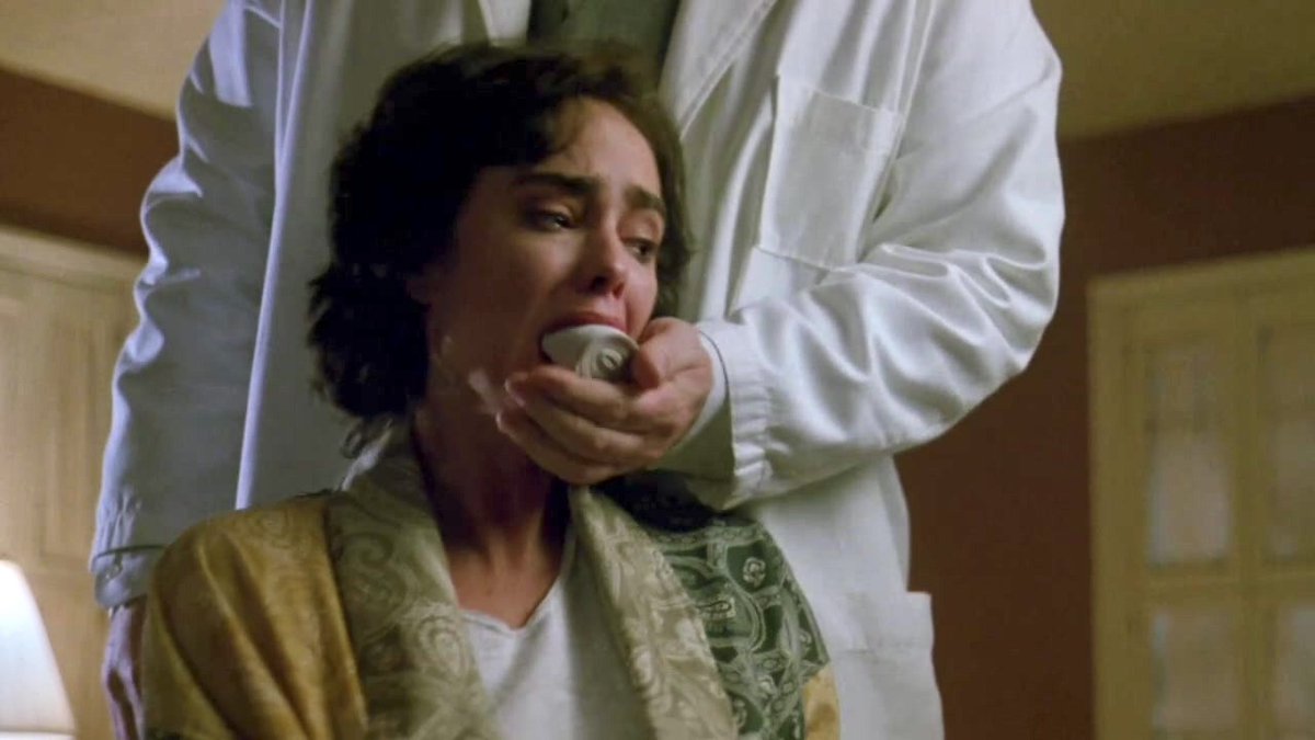 EugWSerra's tweet image. Happy Birthday to Michelle Johnson! #MichelleJohnson #Waxwork #TalesFromTheCrypt #DrGiggles