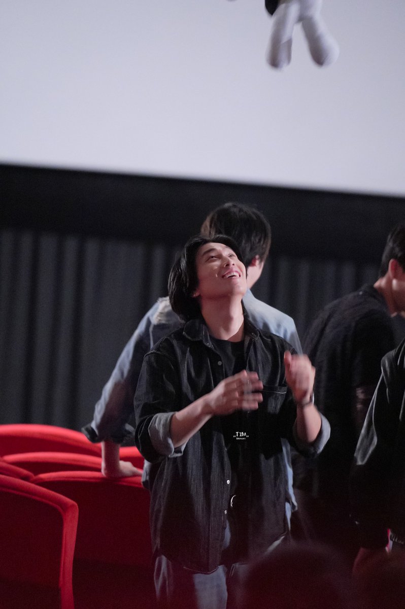 #4MINUTES_EP4

 นี่ต้องเป็นเพราะ Adrenaline หลั่งแน่ๆ ...  Go home safely and have a good night  นะคับ <a href="/biblesumett/">Bsumettikul</a>
꒰ #BibleWichapas #bsumone ꒱