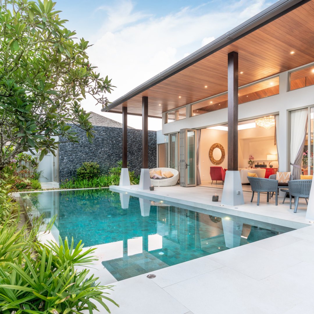 You've booked your dream vacation home, now it's time to book the best table in town to go with it! Visit Epicurate to discover the finest private chef experiences available and let's make your vacation the best yet! ☀️