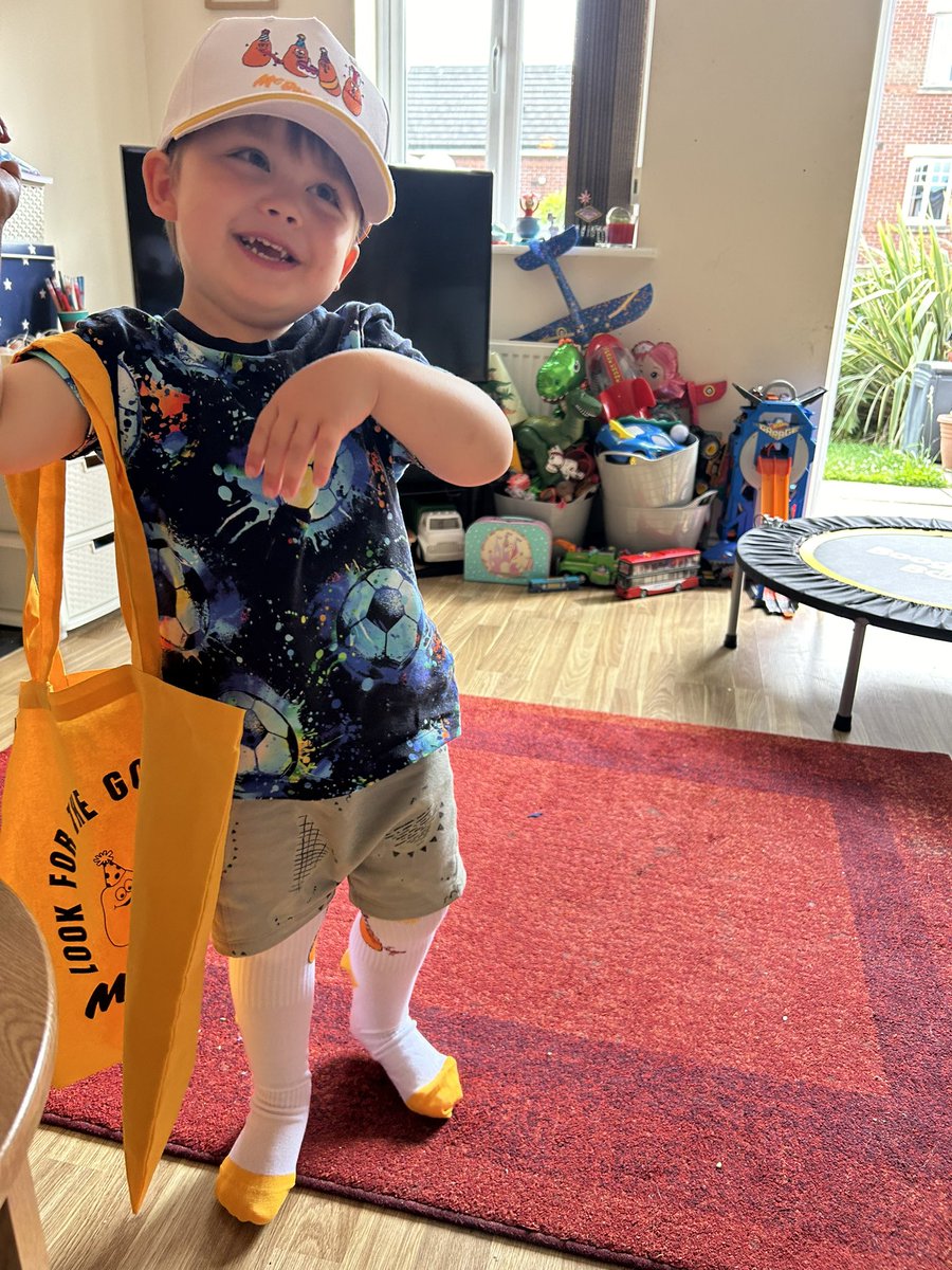 jmo880's tweet photo. Josh modelling his McDonald’s merch , world’s biggest happy meal fan!!😂😂@McDonaldsUK https://t.co/nER0ctvU2v