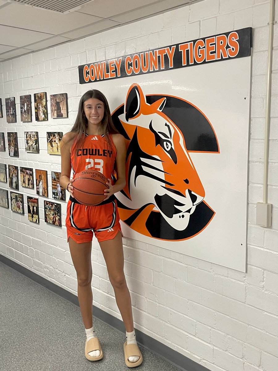 Lydia Reed tweet media