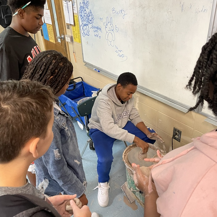SJHSwarriors's tweet photo. It's been a busy week in Miss Rhone's class! Students experimented with throwing bowls in art class while others in Outdoor Adventures learned how to plant spinach seeds. #themoreyouknow #tww #creativityiscool https://t.co/QKXPiUa15i