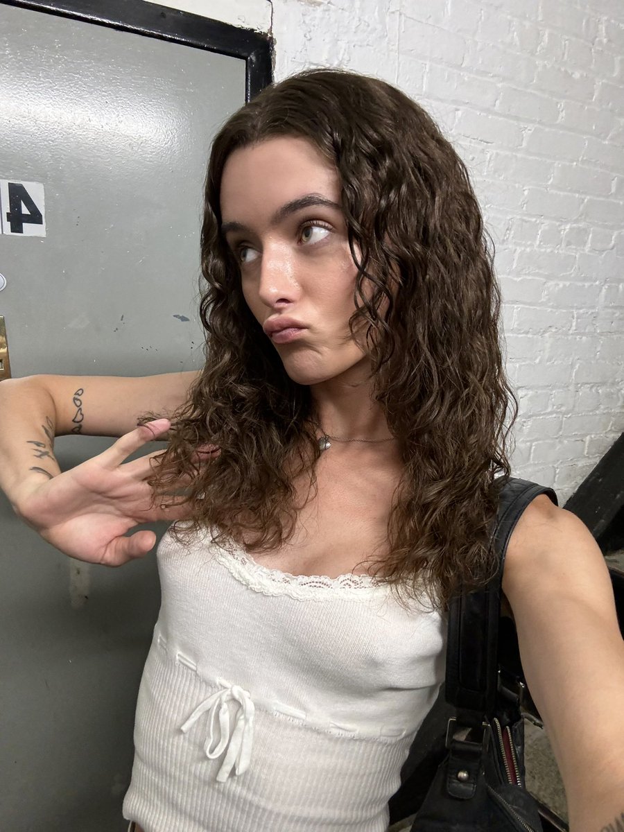 alaska ★彡 tweet media