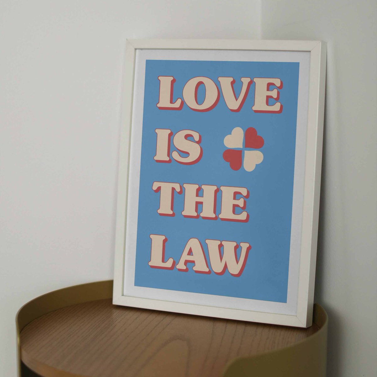 I played the heck out of this when it came out back in the day. Still love it now, tho it's gotta be the extended version 😎

#musicprints #prints #smallbiz #smallbusiness #musicposters #posters #smallbizuk #smallbusinessuk #musiclyrics #lyrics #loveisthelaw #theseahorses #90s
